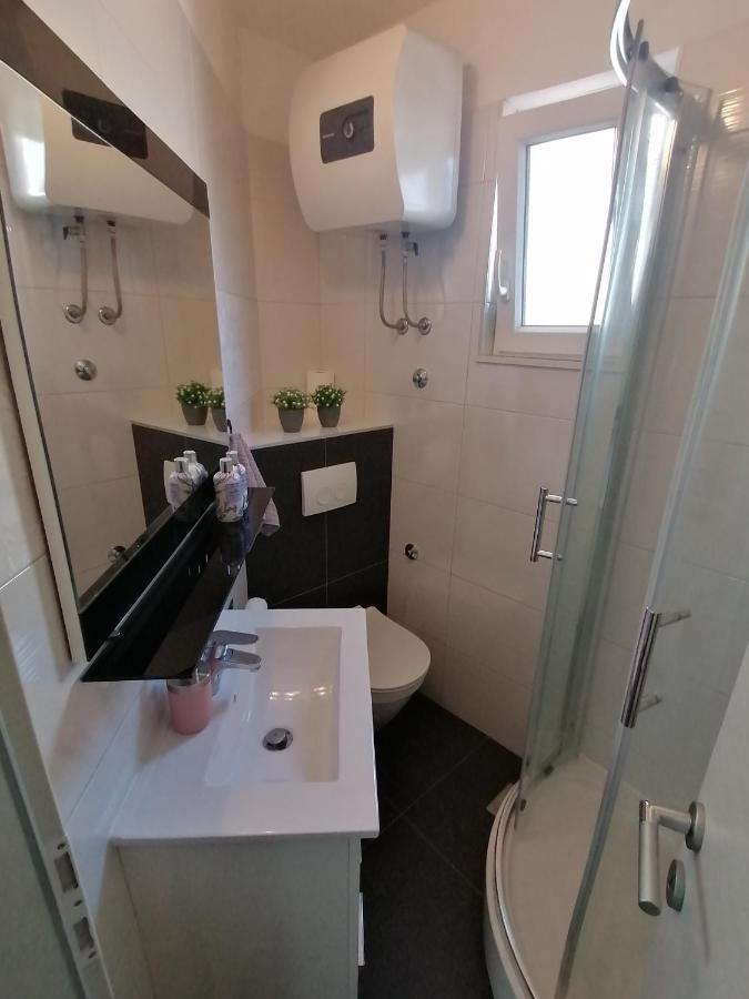 Miki - City Center Apartment With Large Balcony Split Dış mekan fotoğraf