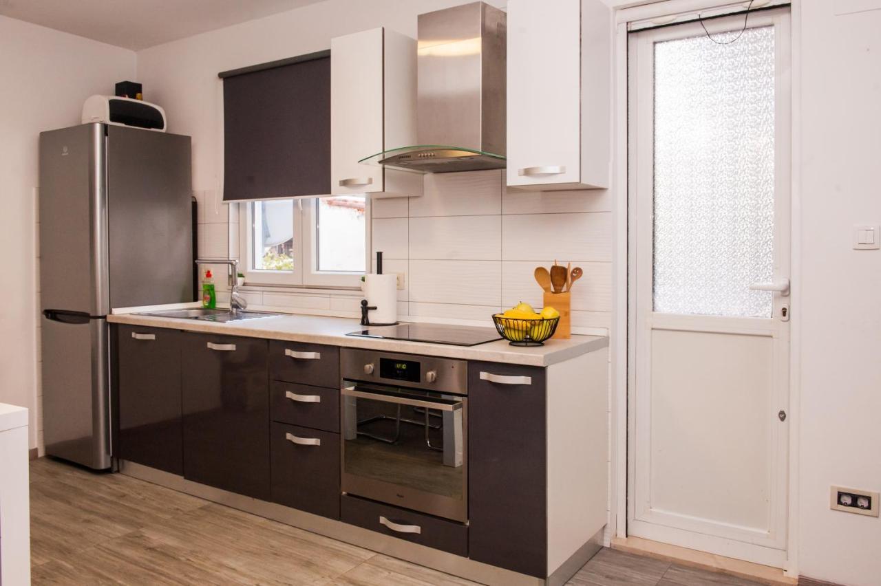 Miki - City Center Apartment With Large Balcony Split Dış mekan fotoğraf